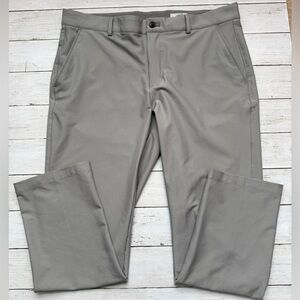 Greg Norman Golf Pants 36x29 Gray Performance Stretch Flat Front Shark Logo